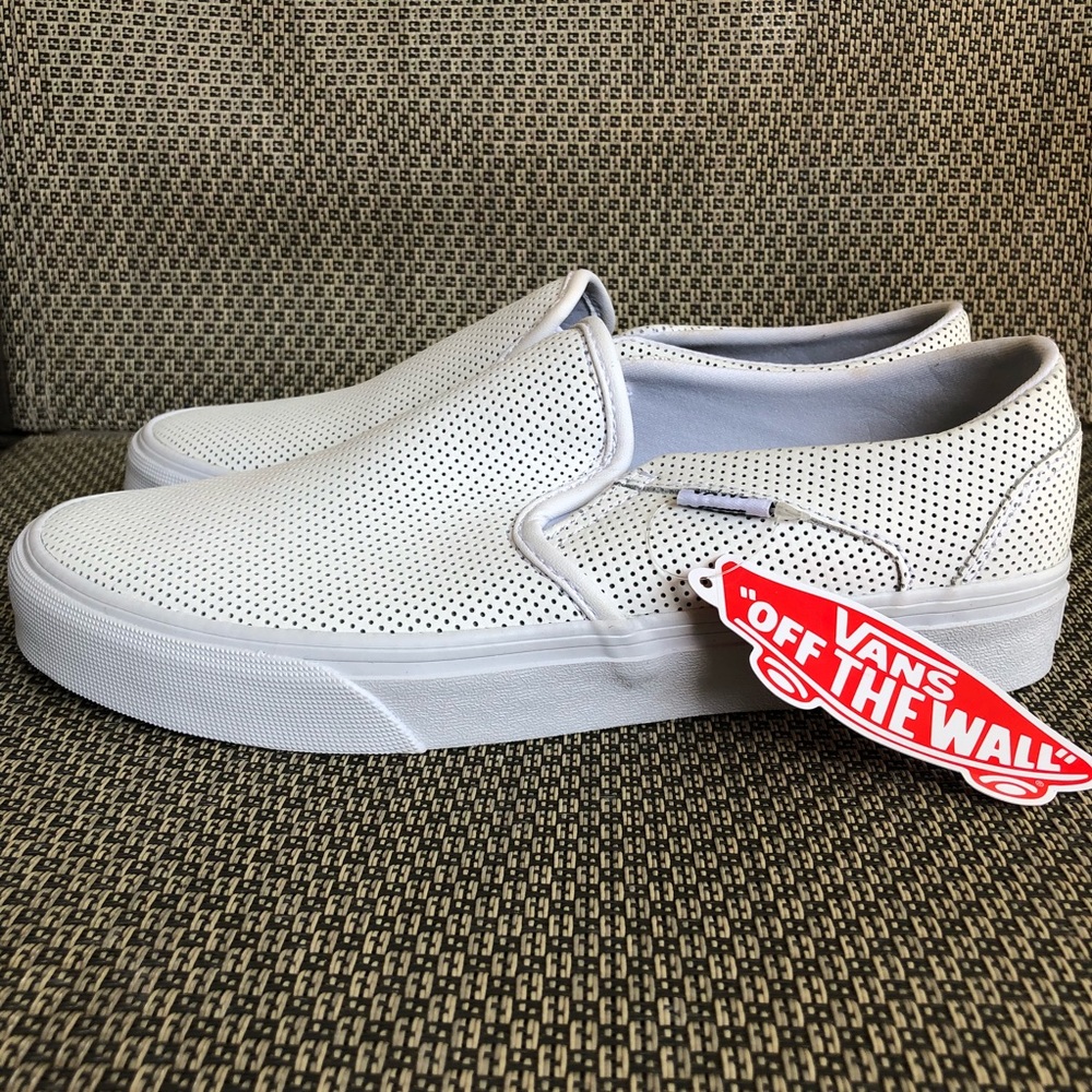 VANS Asher Perf Leather White Slip-On Shoes 7.5